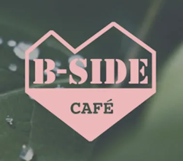 Deine Mini-Mittagsauszeit: Yoga & Lunch in der B-Side